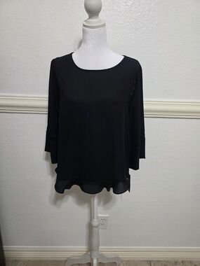 Black Women's 3/4 Sleeve Chiffon-Hem Top
